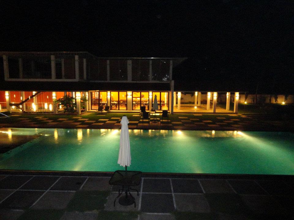 393590_2583624063229_1307980157_n