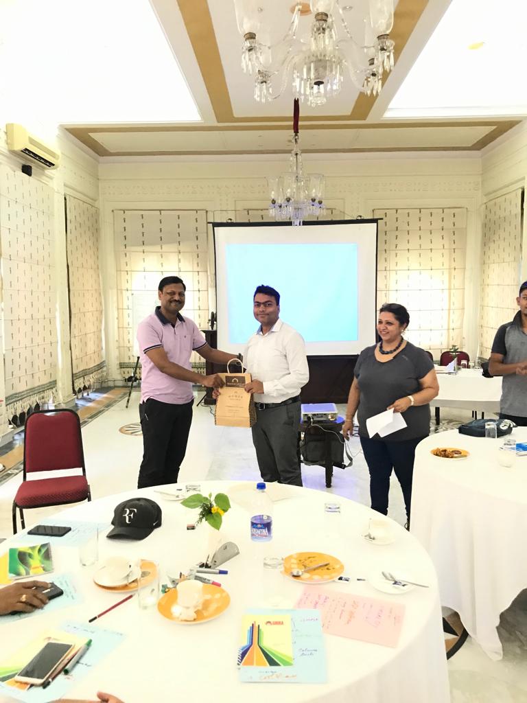 b4f22688-cbe2-45a3-874b-552b304df411