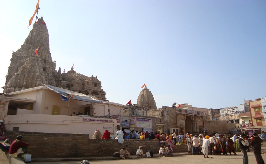 Dwarkadheesh temple